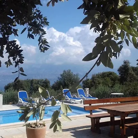 Casa Carlena * 苏佩塔尔