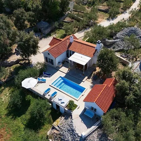 Casa Carlena